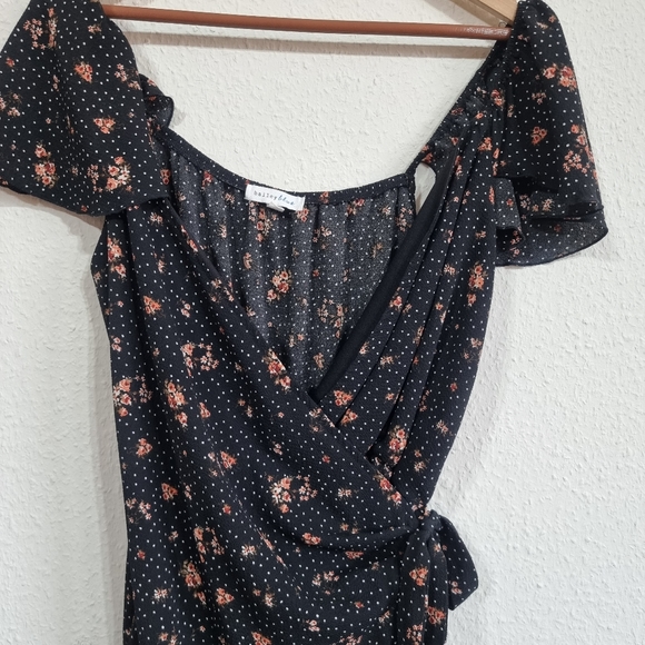 Women's Black Floral Bailey Blue Wrap Tie Dress with flowy cap sleeves - Picture 3 of 5